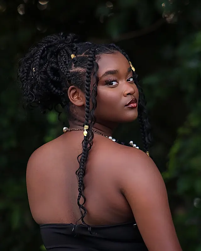 Outdoor Portraits, photographed by Leyna Photography