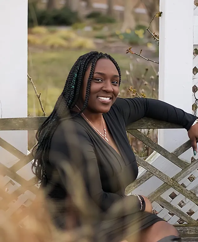 Outdoor Portraits, photographed by Leyna Photography