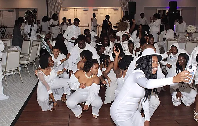 Party, photographed by Leyna Photography