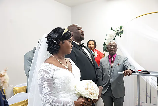 Wedding, photographed by Leyna Photography