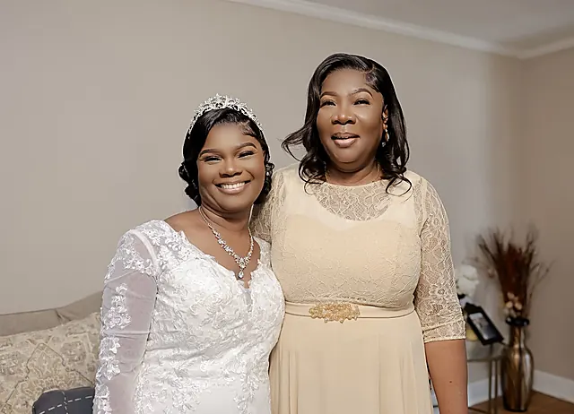 Wedding, photographed by Leyna Photography